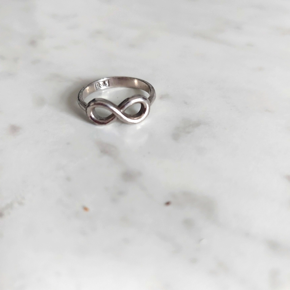 Silver Infinity Ring - Picture 1 of 1